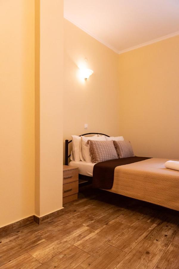 Evdokia'S Apartments And Rooms Neos Marmaras Exterior photo
